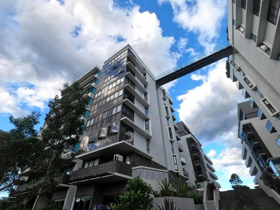 Scenic Skyline View2br@close To Olympicpark Apartment
